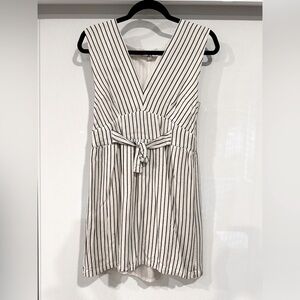 Jack by BB Dakota True Ties V Neck Side Ties Sleeveless  Mini Dress Size Small